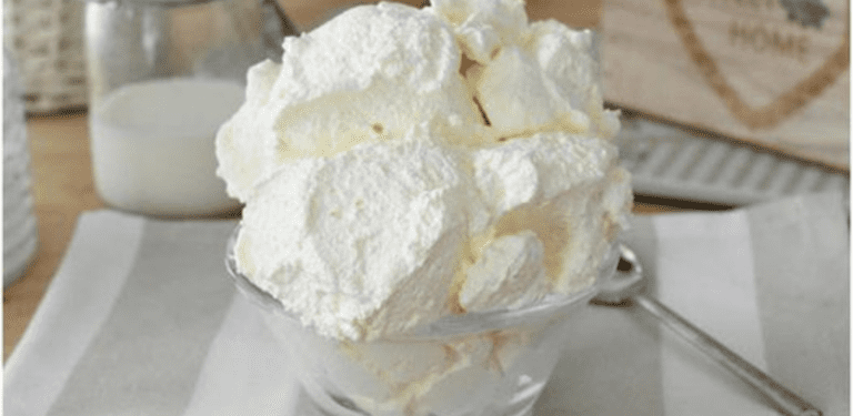 gelato allo yogurt in 2 minuti lo preparo ogni anno 2 cucchiaini di gusto vaniglia