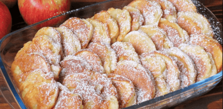 Potrei mangiarli quasi ogni giorno, pancake allo yogurt e mele in 3 minuti