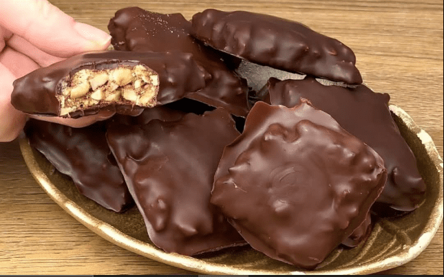 Il dessert al cioccolato fatto in casa più veloce! Niente amido o gelatina!