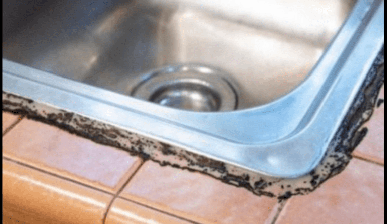 Come pulire il silicone in casa quando si sporca