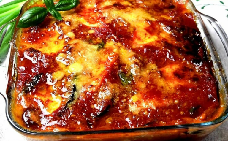 Parmigiana di melanzane al forno: la ricetta per un piatto ricco e gustoso