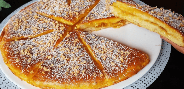 Pane dolce ripieno di albicocche e cocco