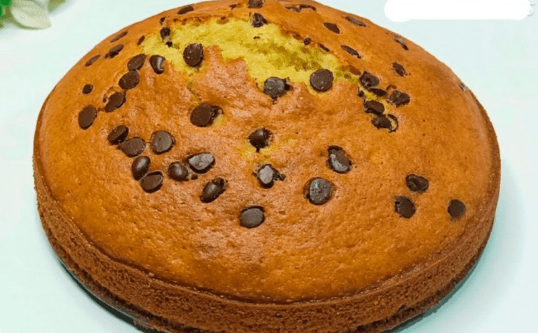 TORTA CON GOCCE DI CIOCCOLATO