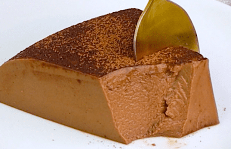Budino al cioccolato 5 ingredienti: come preparare un dolce delizioso con pochi ingredienti!
