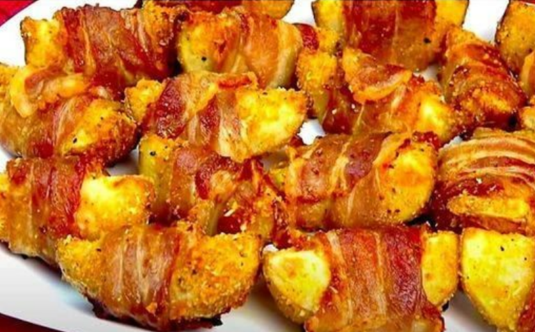 Patate arrotolate con bacon: il piatto originale e gustoso