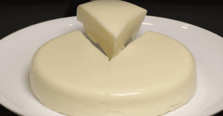 Torta fredda al latte: leggera, gustosa e facile da preparare