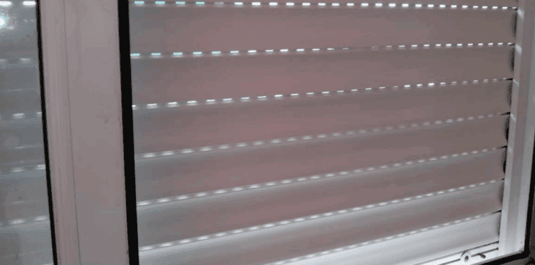 come pulire le persiane per farle sembrare come nuove