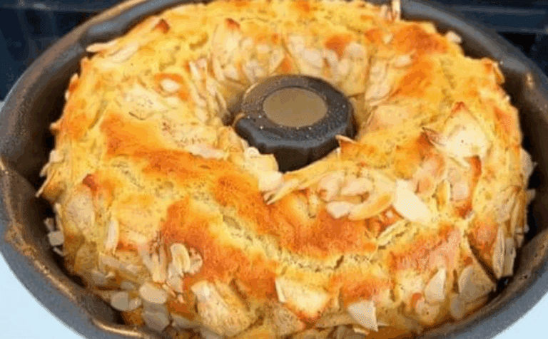 Dolce a Strati con Mele e Cannella