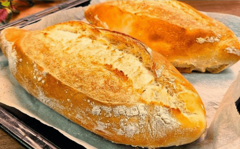 PANE FRANCESE FATTO IN CASA